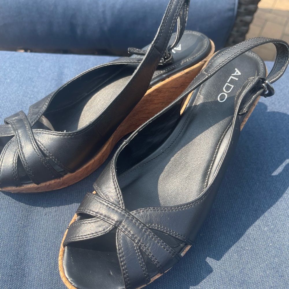 Aldo wedges size 40 size 9